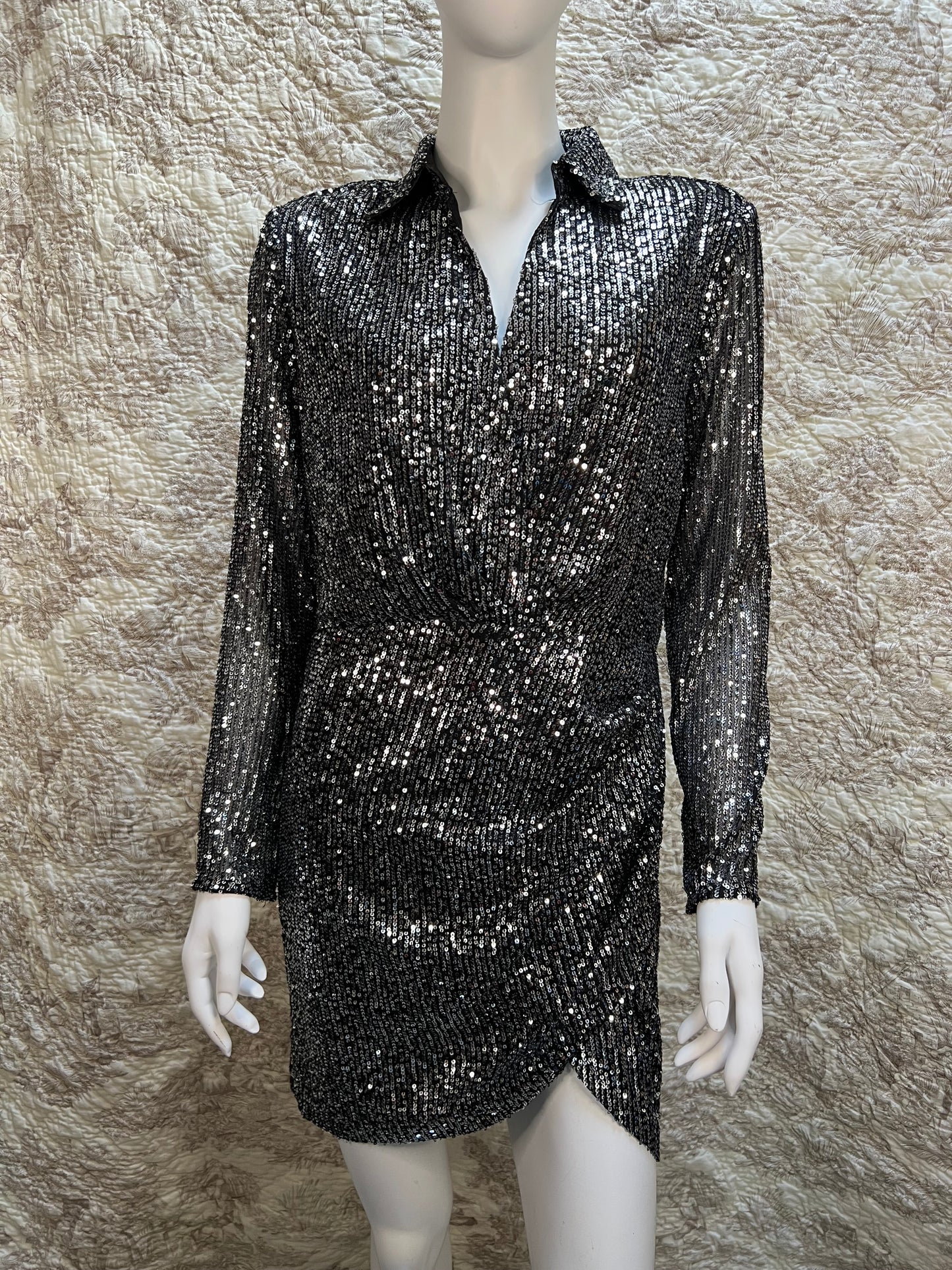 Robe Noire Sequins Kilky M/L