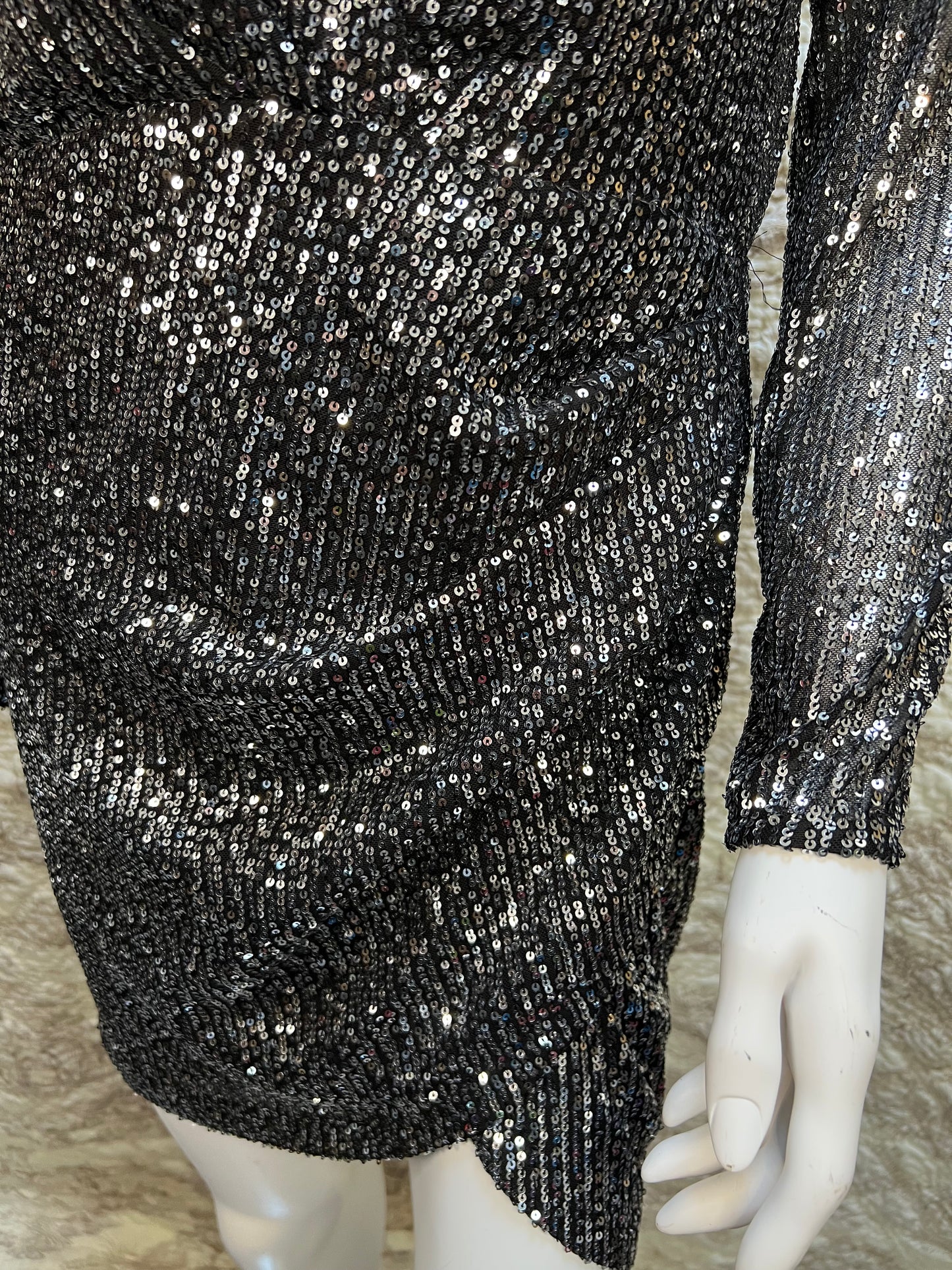 Robe Noire Sequins Kilky M/L