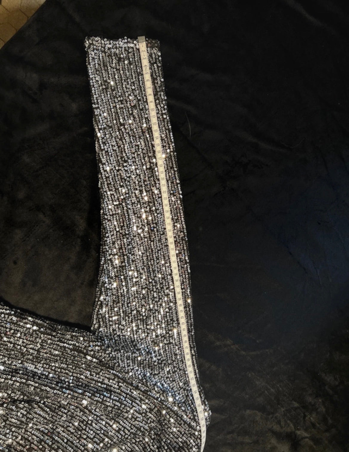 Robe Noire Sequins Kilky M/L