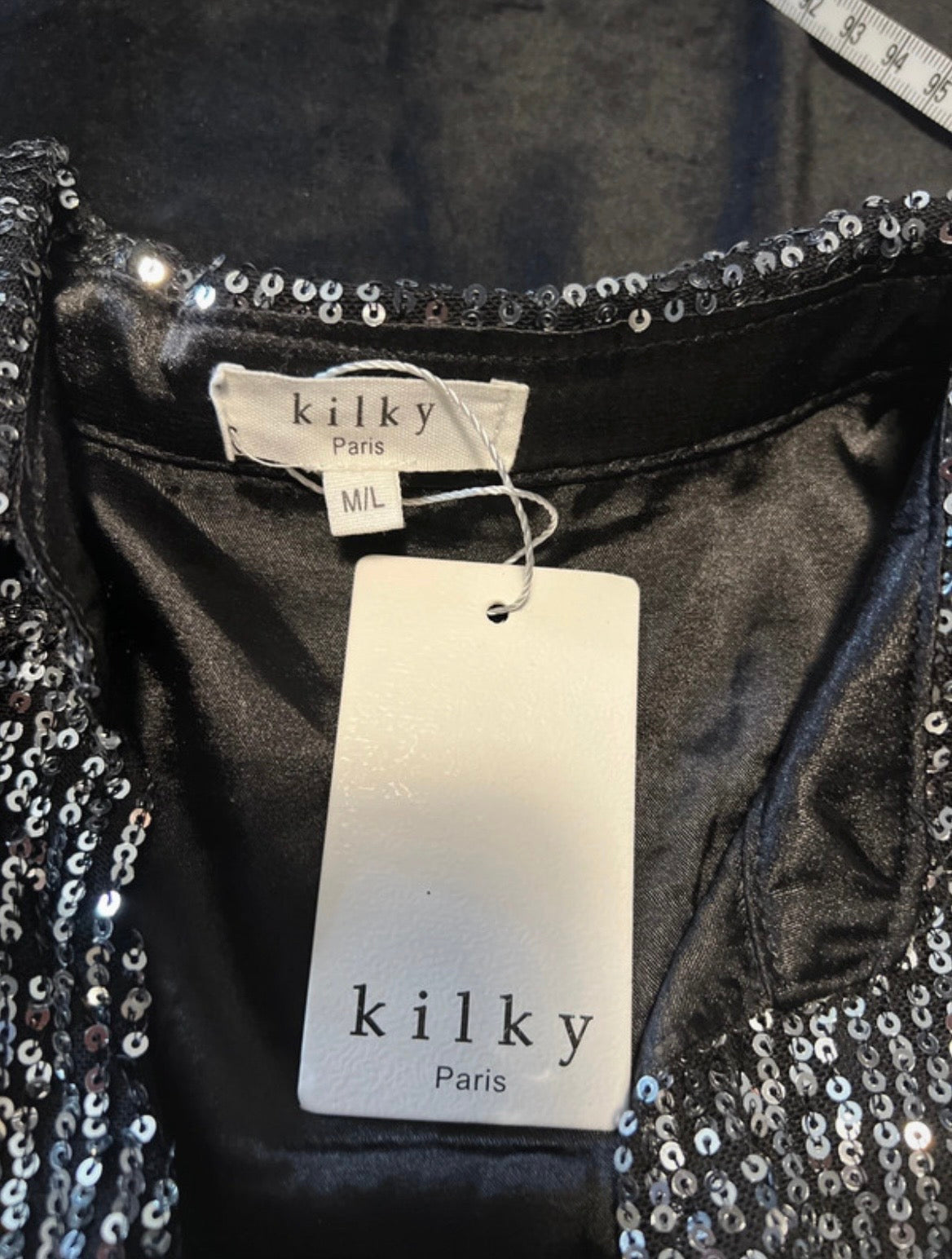 Robe Noire Sequins Kilky M/L