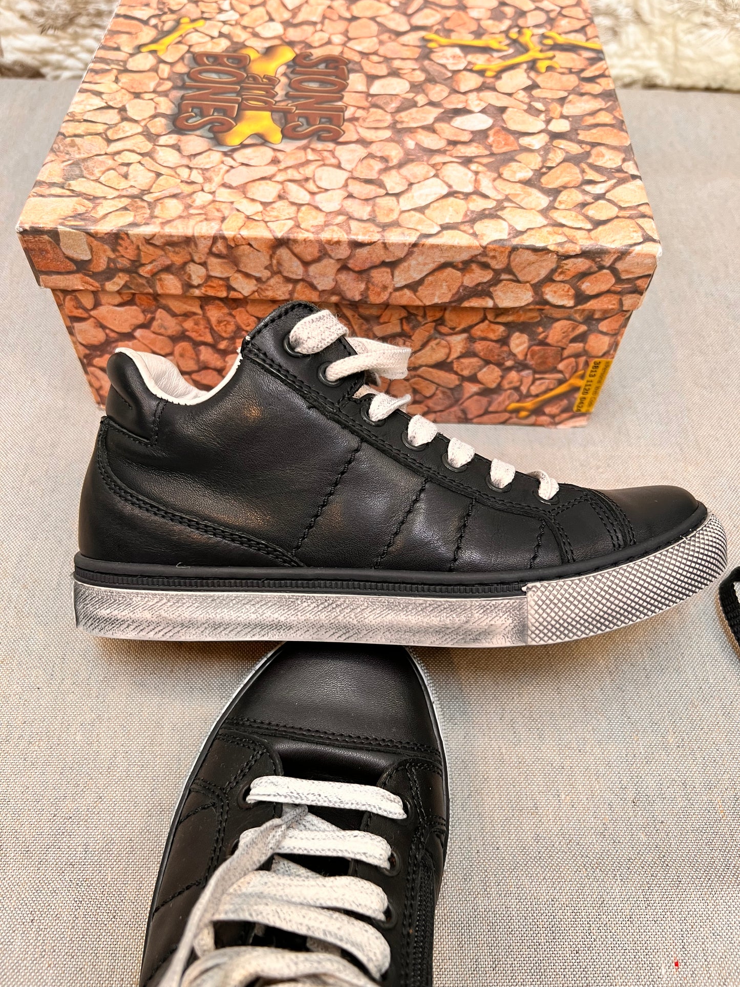 Baskets Garçon Stones and Bones  32