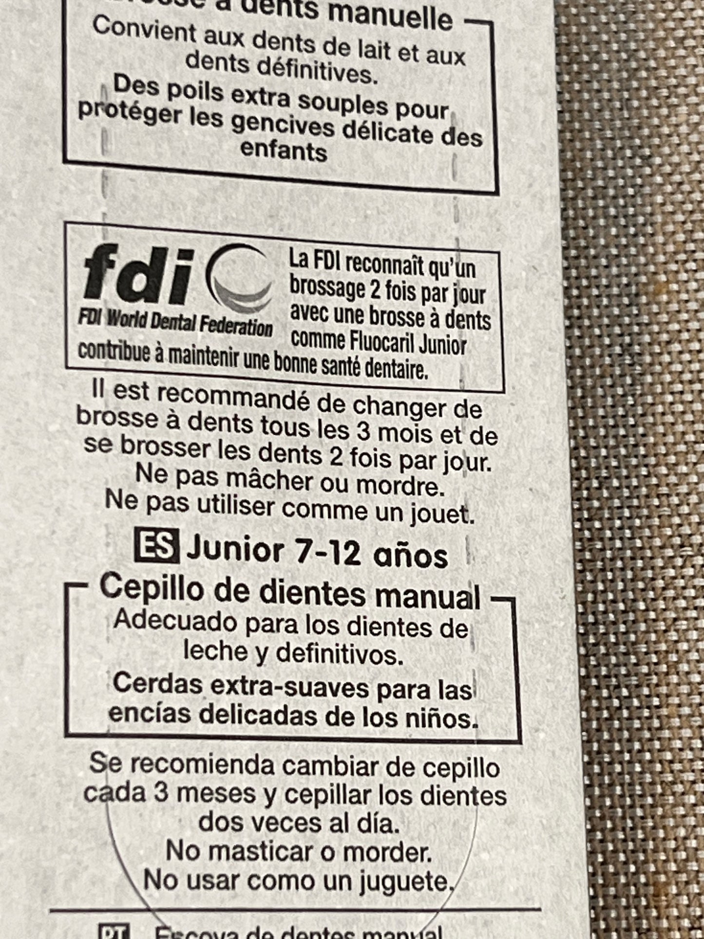 Brosse à Dents Enfants Fluocaril